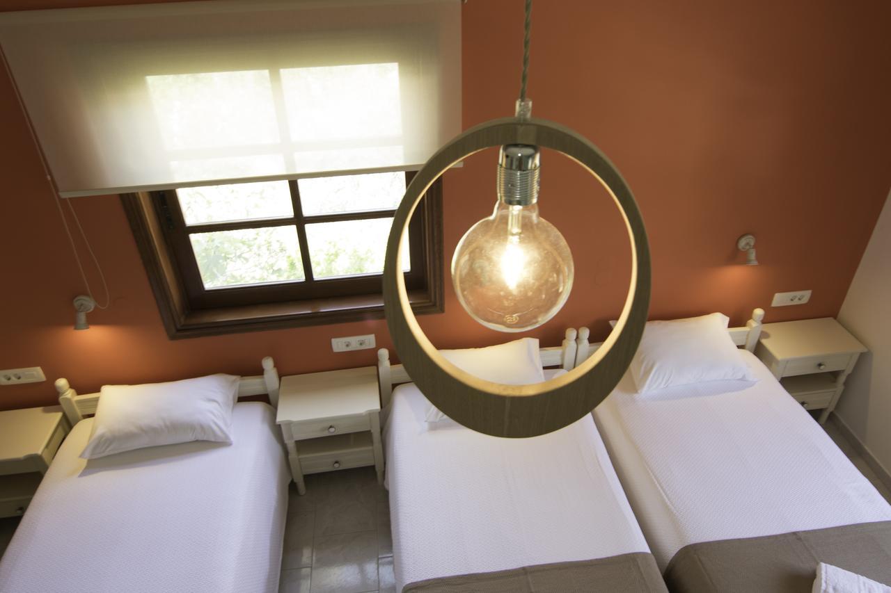 Niki Rooms باليوخورا المظهر الخارجي الصورة